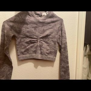 Adapt Camo Seamless Cropped Long sleeve Top
